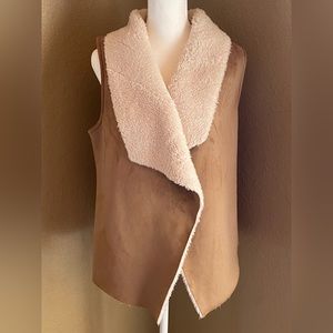 NWOT Lauren Ralph Lauren Sherpa Faux Suede Vest